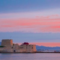 Ημερήσια Μεταφορά  στην Αργολίδα: Ισθμός Κορίνθου  Αρχαία Κόρινθος Μυκήνες  Ναύπλιο Επίδαυρος