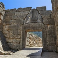 Ημερήσια Μεταφορά  στην Αργολίδα: Ισθμός Κορίνθου  Αρχαία Κόρινθος Μυκήνες  Ναύπλιο Επίδαυρος photo4